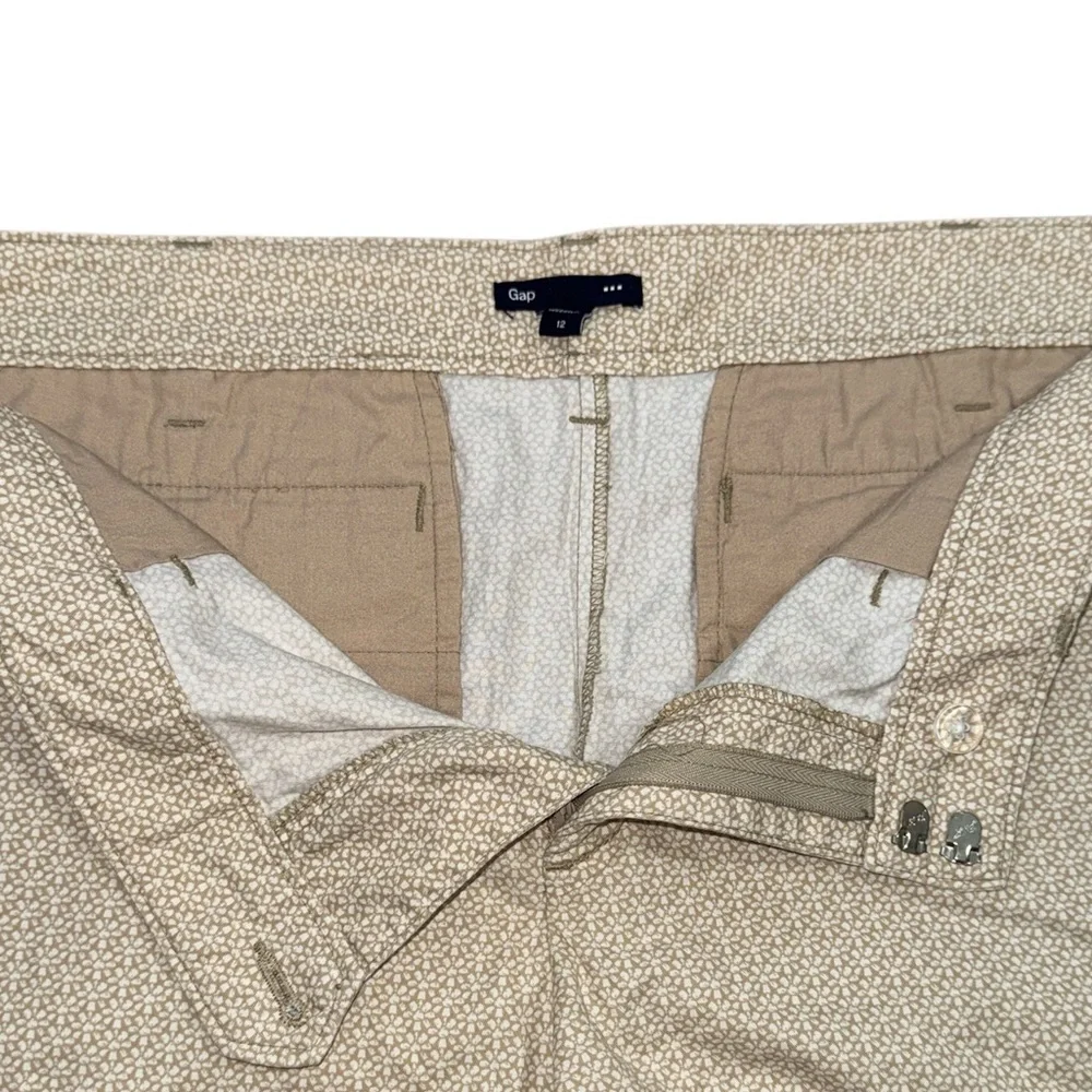 Gap Floral Print Chino Shorts 100% Cotton - Picture 2 of 4